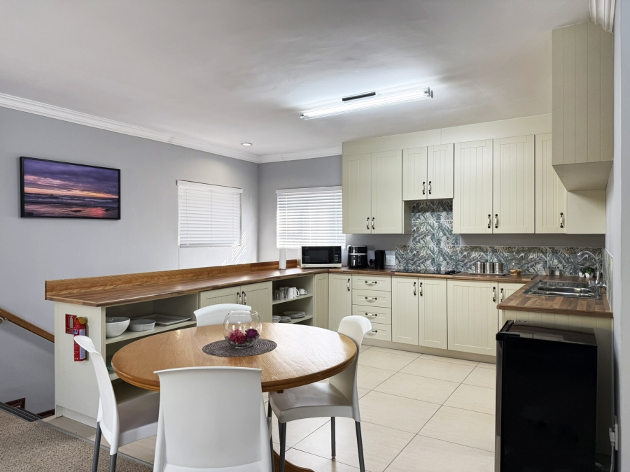 3 Bedroom Property for Sale in Van Der Hoff Park North West